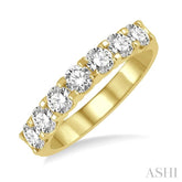 1 Ctw 7 Stone Round Cut Diamond Wedding Band in 14K Yellow Gold