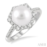 8 MM Cultured Pearl and 1/3 Ctw Hexagon Shape Round Cut Diamond Ring in 14K White Gold