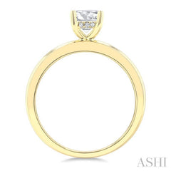 1/20 Ctw Oval Shape Grooved Shank Round Cut Diamond Semi-Mount Engagement Ring in 14K Yellow Gold