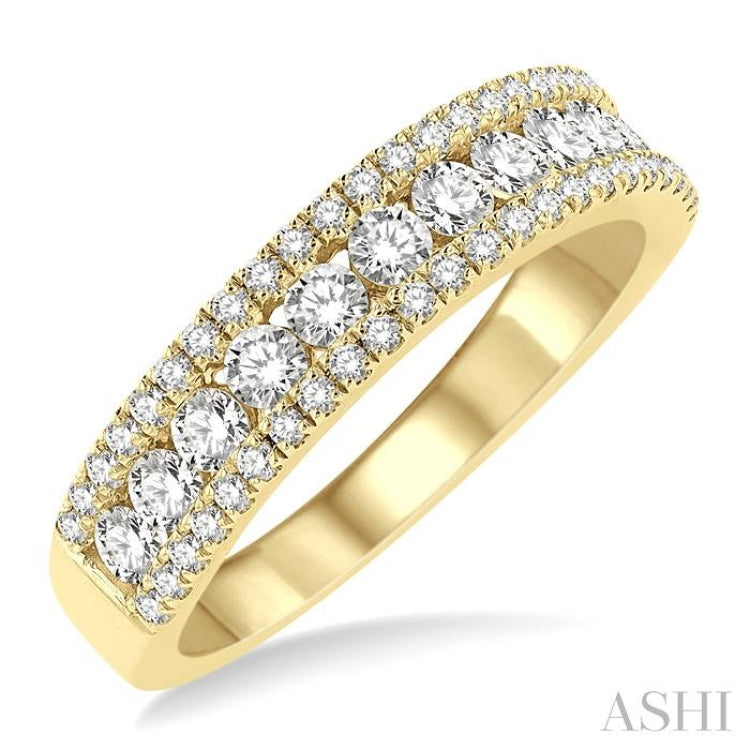 1 Ctw Channel Round Cut Diamond Wedding Band in 14K Yellow Gold