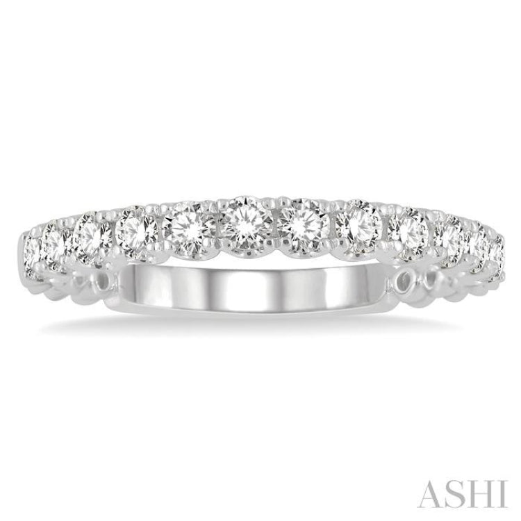 1/2 Ctw Lattice Round Cut Diamond Wedding Band in Platinum