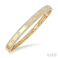 1 1/4 Ctw Mixed Shape Diamond Cut Halo Fashion Bangle in 14K Yellow Gold