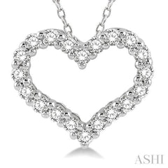 1/2 Ctw Heart Shape Round Cut Diamond Pendant With Chain in 14K White Gold