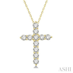 3/4 Ctw Round Cut Diamond Cross Pendant With Chain in 14K Yellow Gold