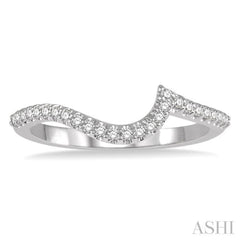1/6 Ctw Crescent Shape Round Cut Diamond Wedding Band in 14K White Gold