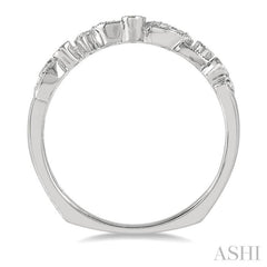 1/6 Ctw Round Cut Diamond Wedding Band in 14K White Gold