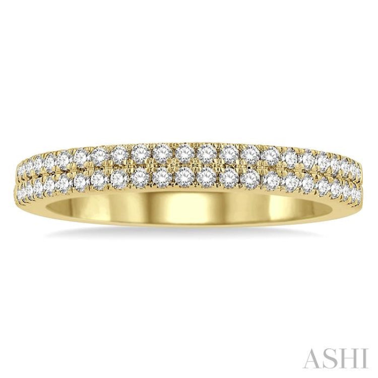 1/3 Ctw Round Cut Diamond Wedding Band in 14K Yellow Gold