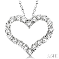 1 1/2 Ctw Heart Shape Round Cut Diamond Pendant With Chain in 14K White Gold