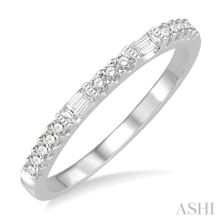 1/4 Ctw Baguette and Round Cut Diamond Stack Band in 14K White Gold