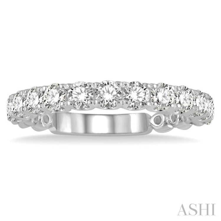 1 Ctw Round Cut Diamond Wedding Band in 14K White Gold