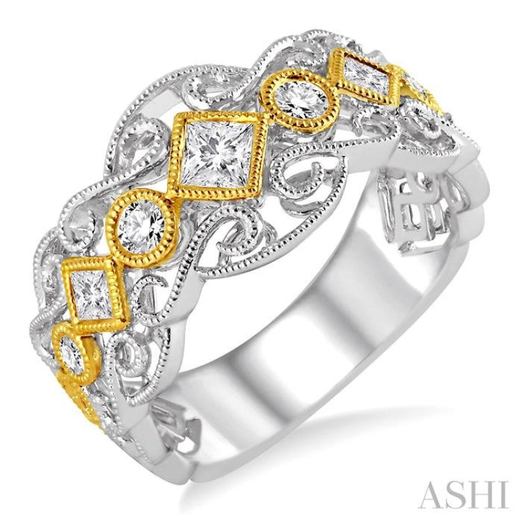 1/2 Ctw Round and Princess Cut Diamond Fashion Band in 14K White and Yellow Gold