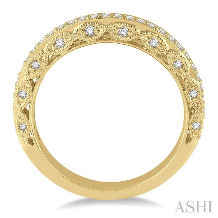 1/3 Ctw Round Cut Diamond Wedding Band in 14K Yellow Gold