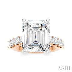 1 1/3 Ctw Emerald Shape Princess and Round Cut Diamond Semi-Mount Engagement Ring in 14K Rose and White Gold