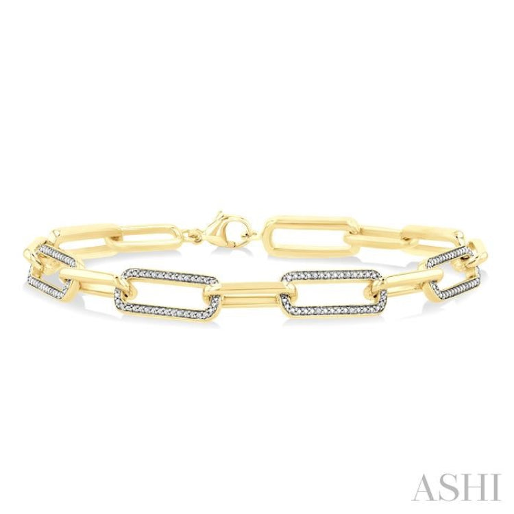 1/10 Ctw Bold Paperclip Round Cut Diamond Fashion Bracelet in Yellow Gold Vermeil