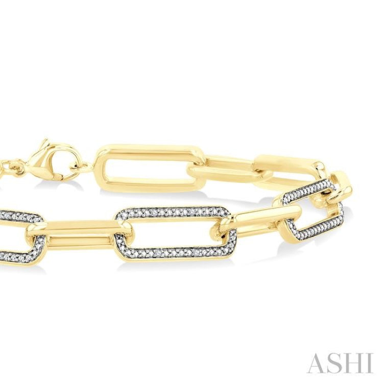 1/10 Ctw Bold Paperclip Round Cut Diamond Fashion Bracelet in Yellow Gold Vermeil