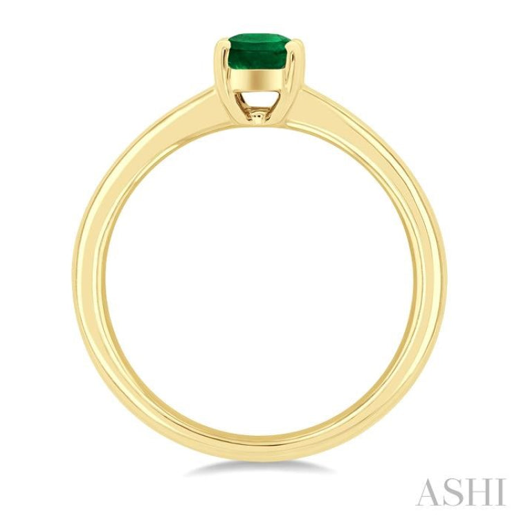 7X5MM Oval Cut Emerald Precious Solitaire Ring in 14K Yellow Gold