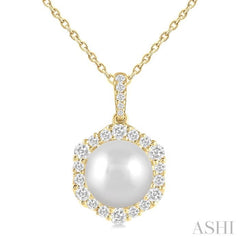 10 MM Cultured Pearl and 5/8 Ctw Hexagon Shape Round Cut Diamond Pendant With Chain in 14K Yellow Gold