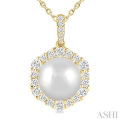 10 MM Cultured Pearl and 5/8 Ctw Hexagon Shape Round Cut Diamond Pendant With Chain in 14K Yellow Gold