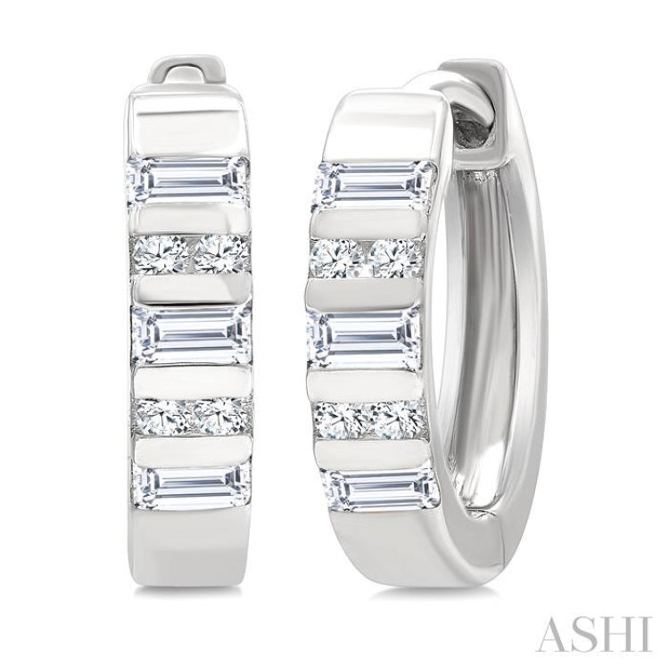 1/4 Ctw Ribbed Baguette and Round Cut Diamond Huggie Petite Earring in 10K White Gold
