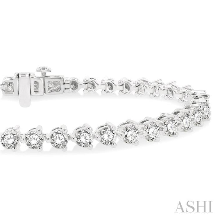 6 Ctw Round Cut Diamond 3-Prong Tennis Bracelet in 14K White Gold