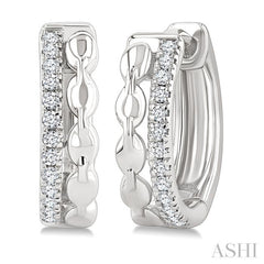 1/10 Ctw Round Cut Diamond Open Link Petite Huggie Earrings in 10K White Gold