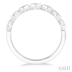 1/10 Ctw Rhombus Lattice Round Cut Diamond Stackable Band in 14K White Gold