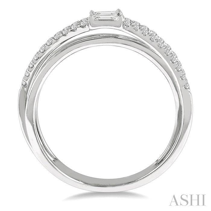 3/8 Ctw Criss-Cross Baguette and Round Diamond Fashion Ring in 14K White Gold