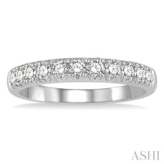 1/2 Ctw 11 Stone Round Cut Diamond Wedding Band in 14K White Gold