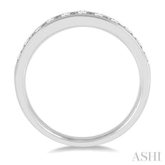 1/2 Ctw Channel Set 11 Stone Round Cut Diamond Wedding Band in 14K White Gold