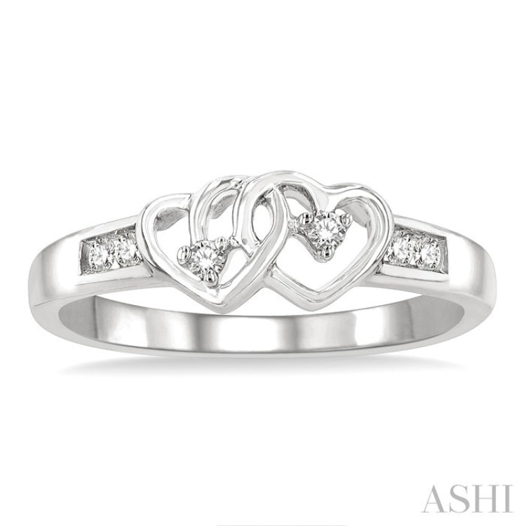 1/10 Ctw Round Cut Diamond Twin Heart Ring in Sterling Silver