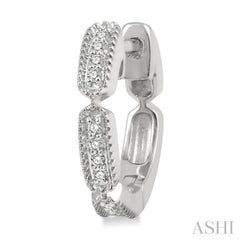 1/10 Ctw Lattice Long Hexagonal Pod Round Cut Diamond Huggie Petite Earrings in 10K White Gold