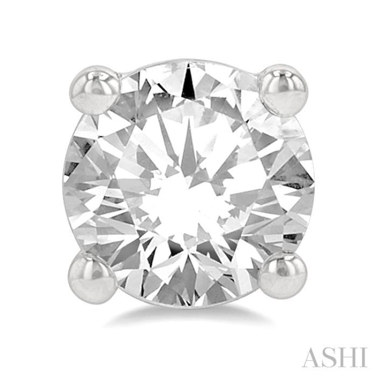 1 Ctw Round Cut Diamond Stud Earrings in 14K White Gold