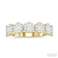 3/4 Ctw Jointed Circular Mount Lovebright Diamond Cluster Band in 14K Yellow and White Gold
