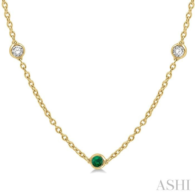 2.85 MM Emerald and 1/2 Ctw Round Cut Diamond Precious Station Necklace in 14K Yellow Gold