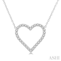 1/2 Ctw Round Cut Diamond Heart Fashion Station Necklace in 10K White Gold