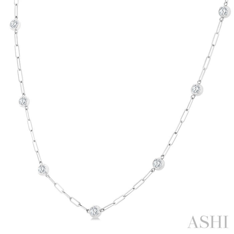 1 Ctw Bezel Set Round Cut Diamond Paperclip Station Necklace in 14K White Gold