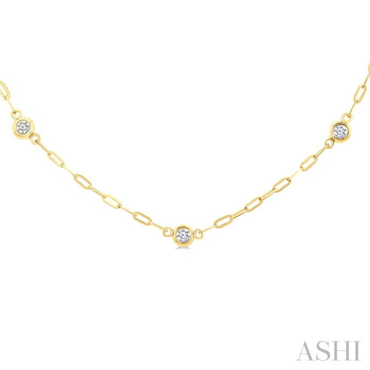 1/4 Ctw Bezel Set Round Cut Diamond Paperclip Station Necklace in 14K Yellow Gold