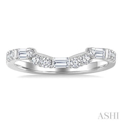 1/3 Ctw Curved Baguette and Round Cut Diamond Wedding Band in 14K White Gold